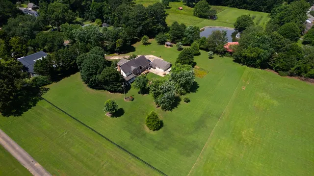 $549,900 | 213 Milton Road, Athens, AL 35611