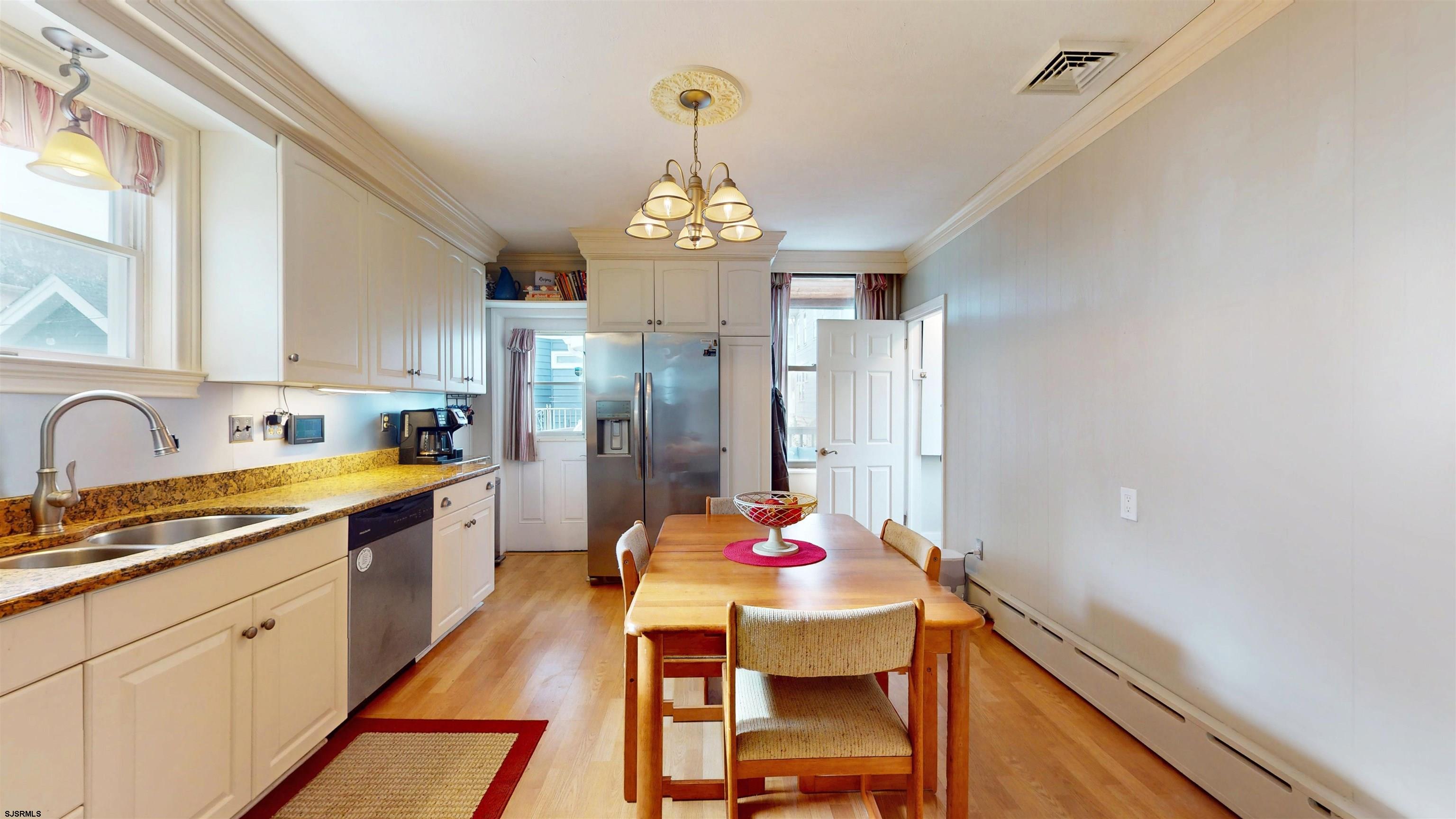 52 South Raleigh Avenue Atlantic City, NJ 08401 - Photo 5 of 60