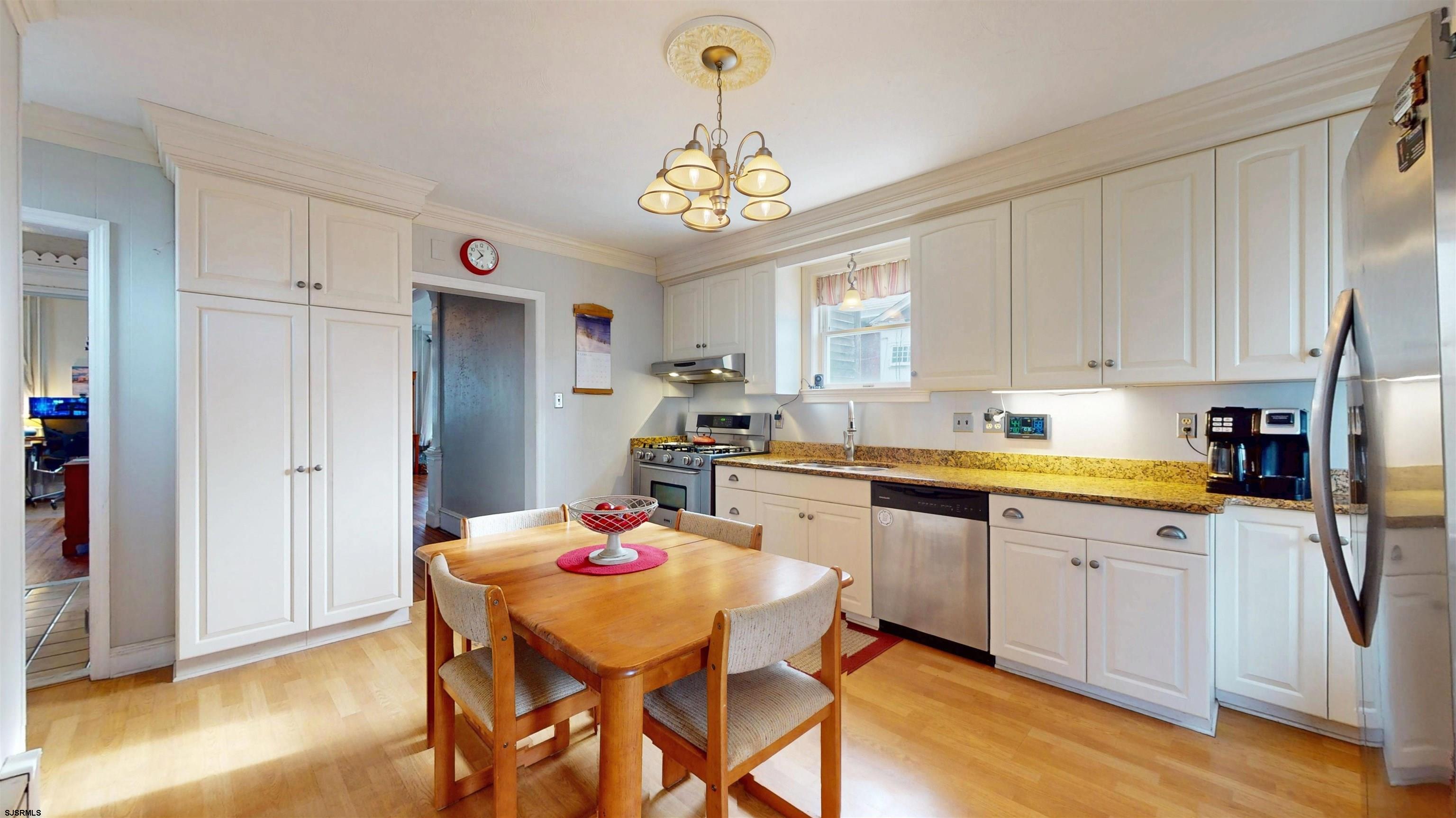 52 South Raleigh Avenue Atlantic City, NJ 08401 - Photo 6 of 60