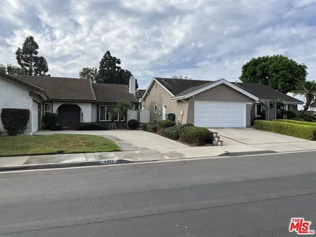 $4,495 | 9522 Telhan Drive, Huntington Beach, CA 92646