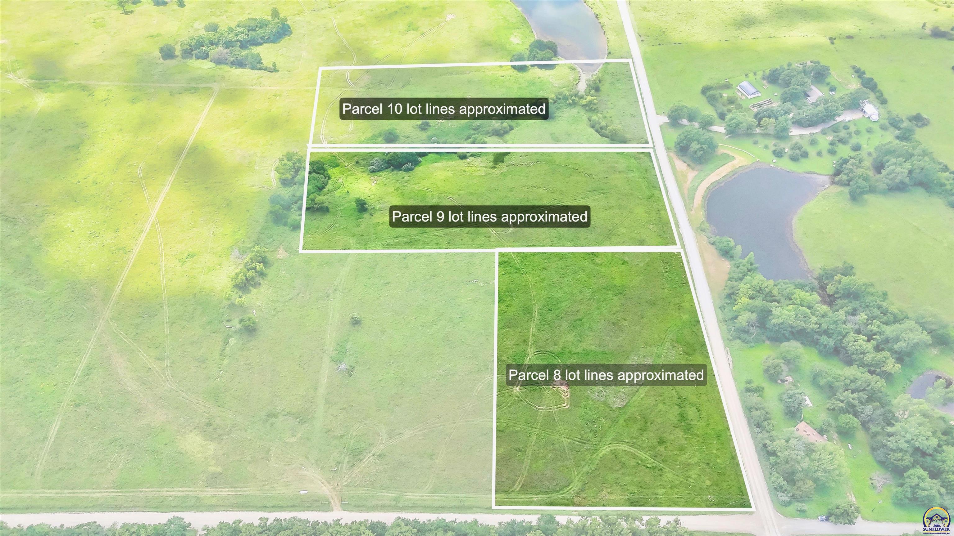 8 Northwest Jennings Road Topeka, KS 66618 - Photo 1 of 3