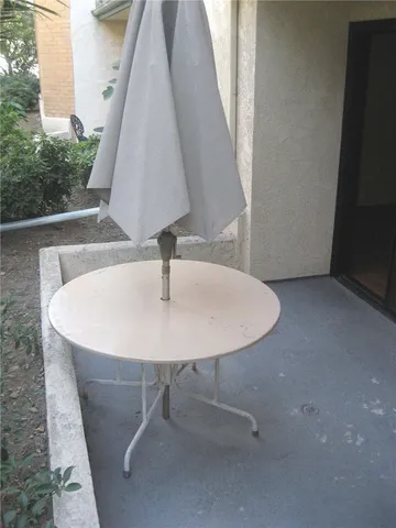 a close view of sink