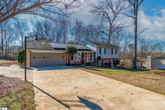 $365,000 | 22 Ashley Court, Inman, SC 29349