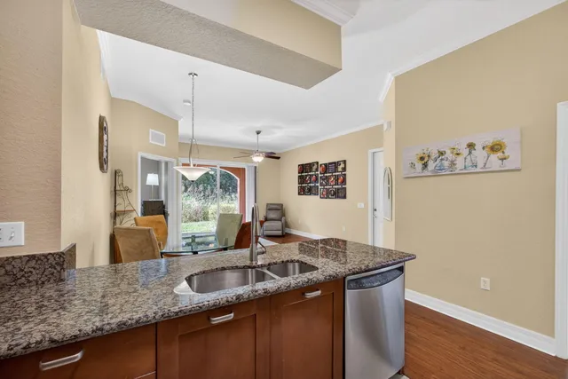 $2,200 | 59 Southeast Palermo, Unit 106, Stuart, FL 34994