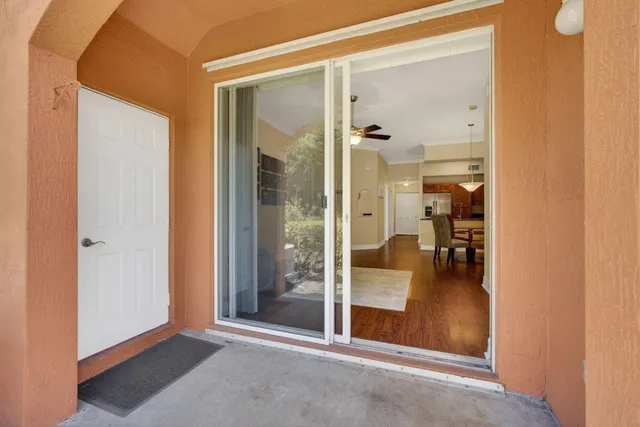 $2,200 | 59 Southeast Palermo, Unit 106, Stuart, FL 34994