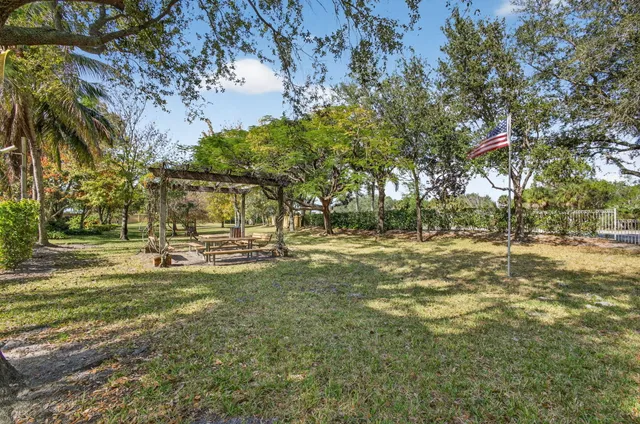 $2,200 | 59 Southeast Palermo, Unit 106, Stuart, FL 34994