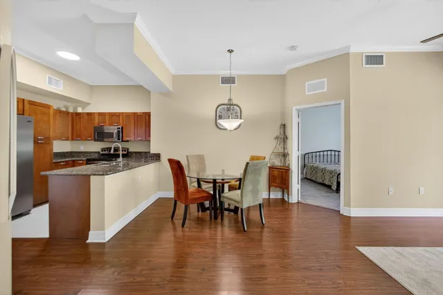 $2,200 | 59 Southeast Palermo, Unit 106, Stuart, FL 34994