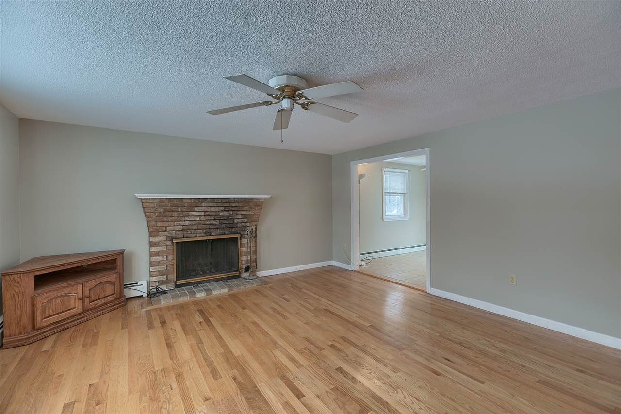 11 Kim Road Salem, NH 03079 - Photo 5 of 30 Gallery Image 5