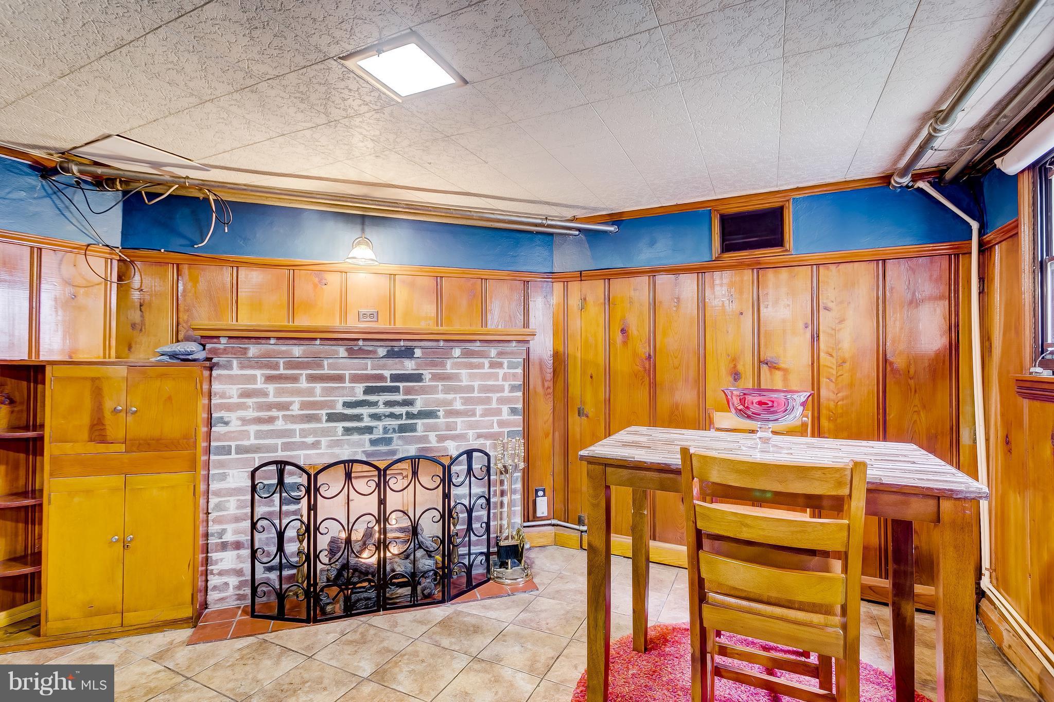 2602 Wentworth Road Baltimore, MD 21234 - Photo 18 of 28 Basement Ventless Gas Fireplace Insert