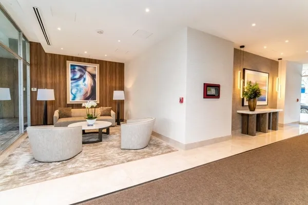 $4,200 | 33 Pond Avenue, Unit 805, Brookline, MA 02445