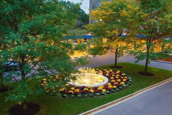 $4,200 | 33 Pond Avenue, Unit 805, Brookline, MA 02445