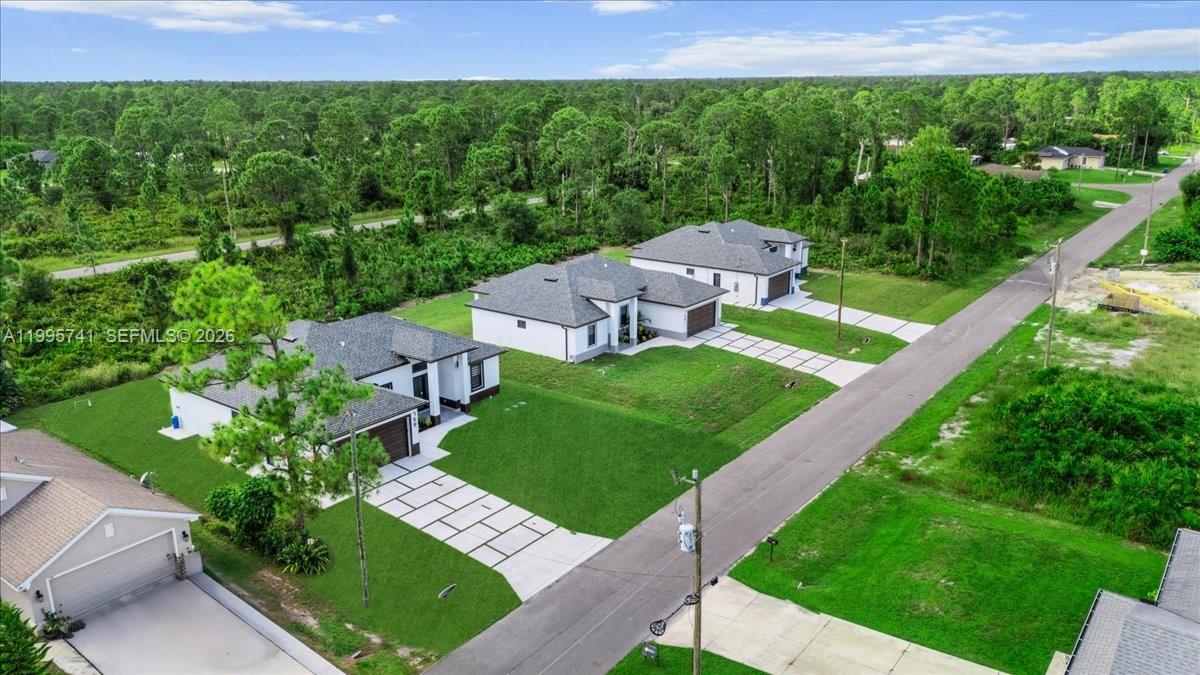 766 Roma Avenue South Lehigh Acres, FL 33974 - Photo 20 of 57