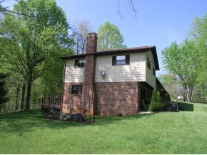 945 Blue Springs Road, Unit 1 Elizabethton, TN 37643 - Photo 2 of 9 Photo 2