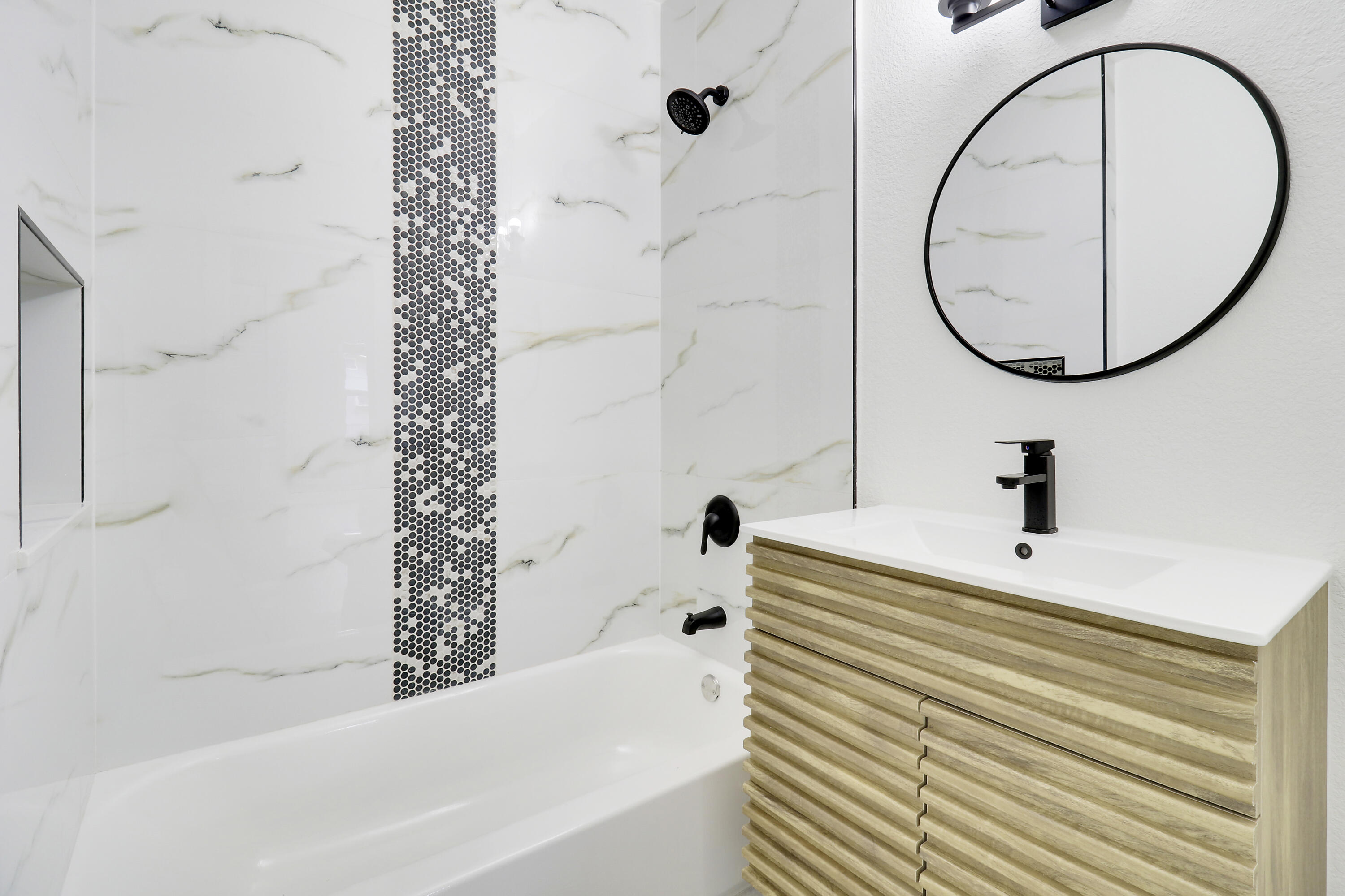 1243 West 26th Street Riviera Beach, FL 33404 - Photo 20 of 28 Guest Bathroom