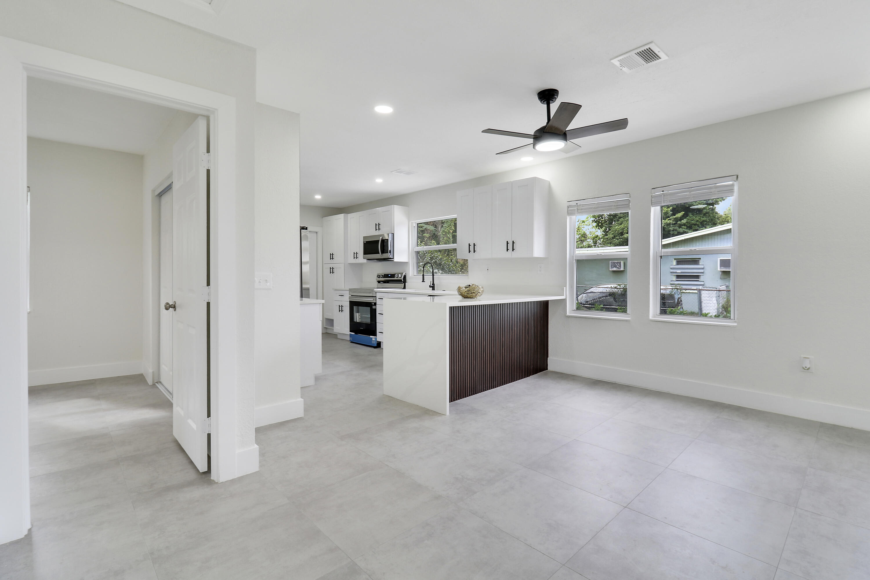 1243 West 26th Street Riviera Beach, FL 33404 - Photo 21 of 28 House-17
