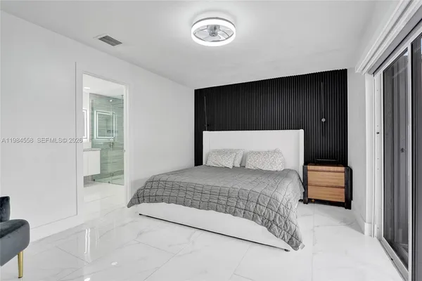 $3,900 | 11761 Northwest 12th Street, Pembroke Pines, FL 33026