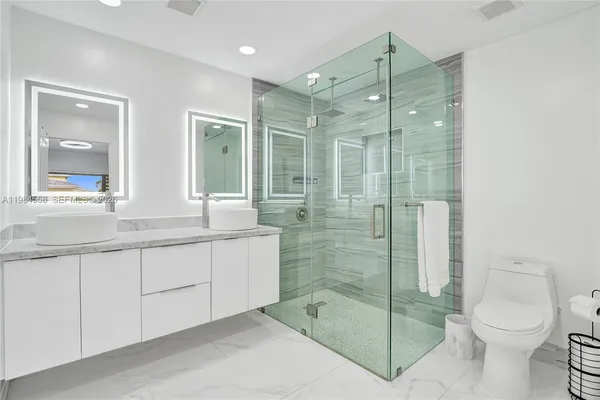 $3,900 | 11761 Northwest 12th Street, Pembroke Pines, FL 33026