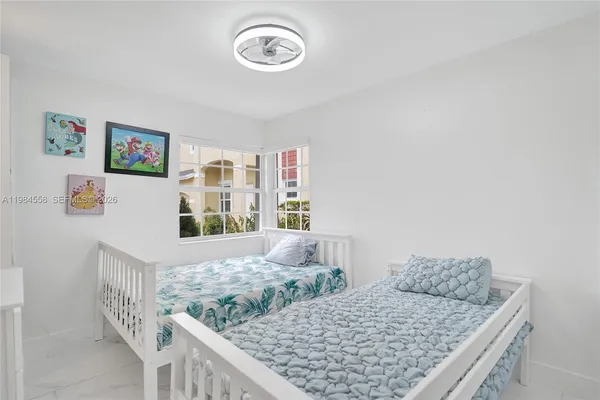 $3,900 | 11761 Northwest 12th Street, Pembroke Pines, FL 33026