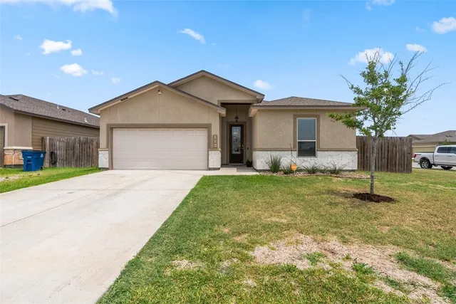 $383,000 | 113 Guadalupe Palm Drive, Portland, TX 78374