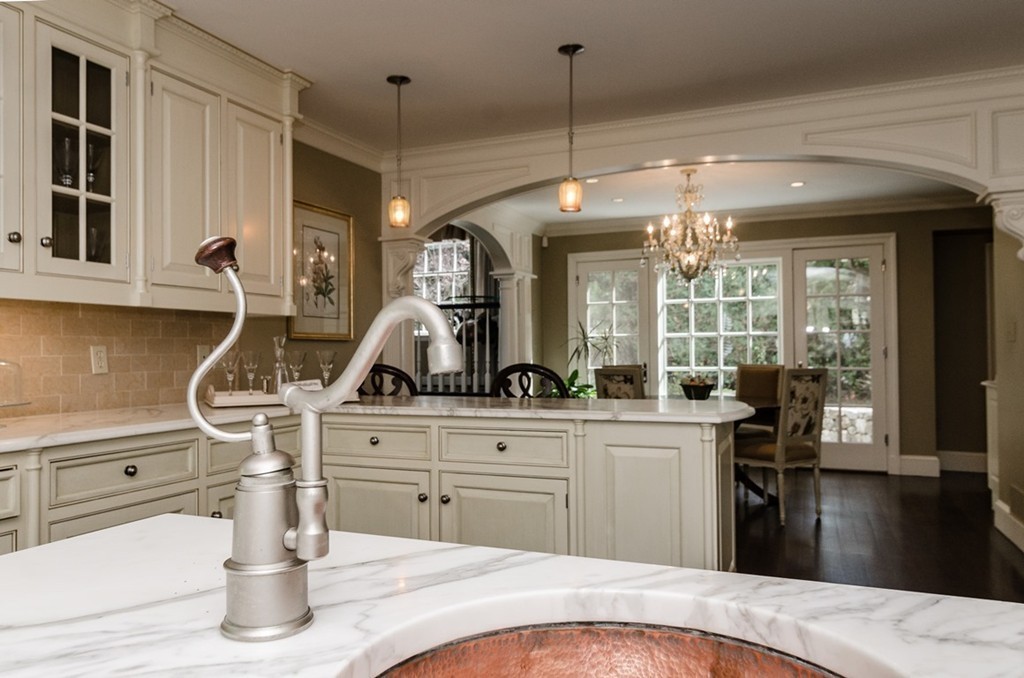 103 East Emerson Road Lexington, MA 02420 - Photo 7 of 29