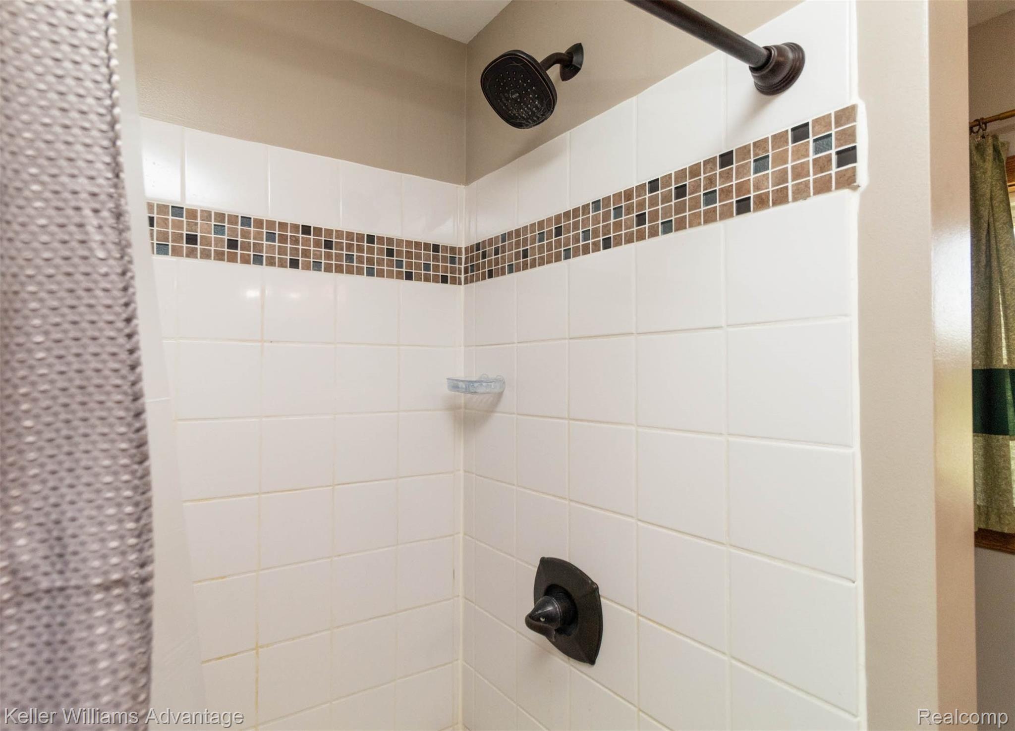 7953 Clark Lake Road Chelsea, MI 48118 - Photo 12 of 26 FULL BATH SHOWER.jpg