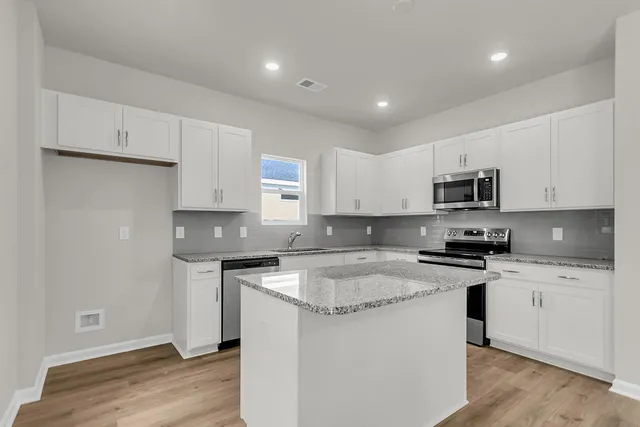 $290,000 | 1915 Deercreek Drive, Manning, SC 29102