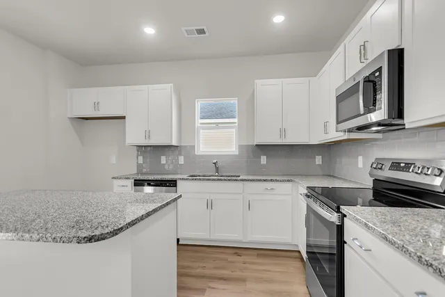 $290,000 | 1915 Deercreek Drive, Manning, SC 29102