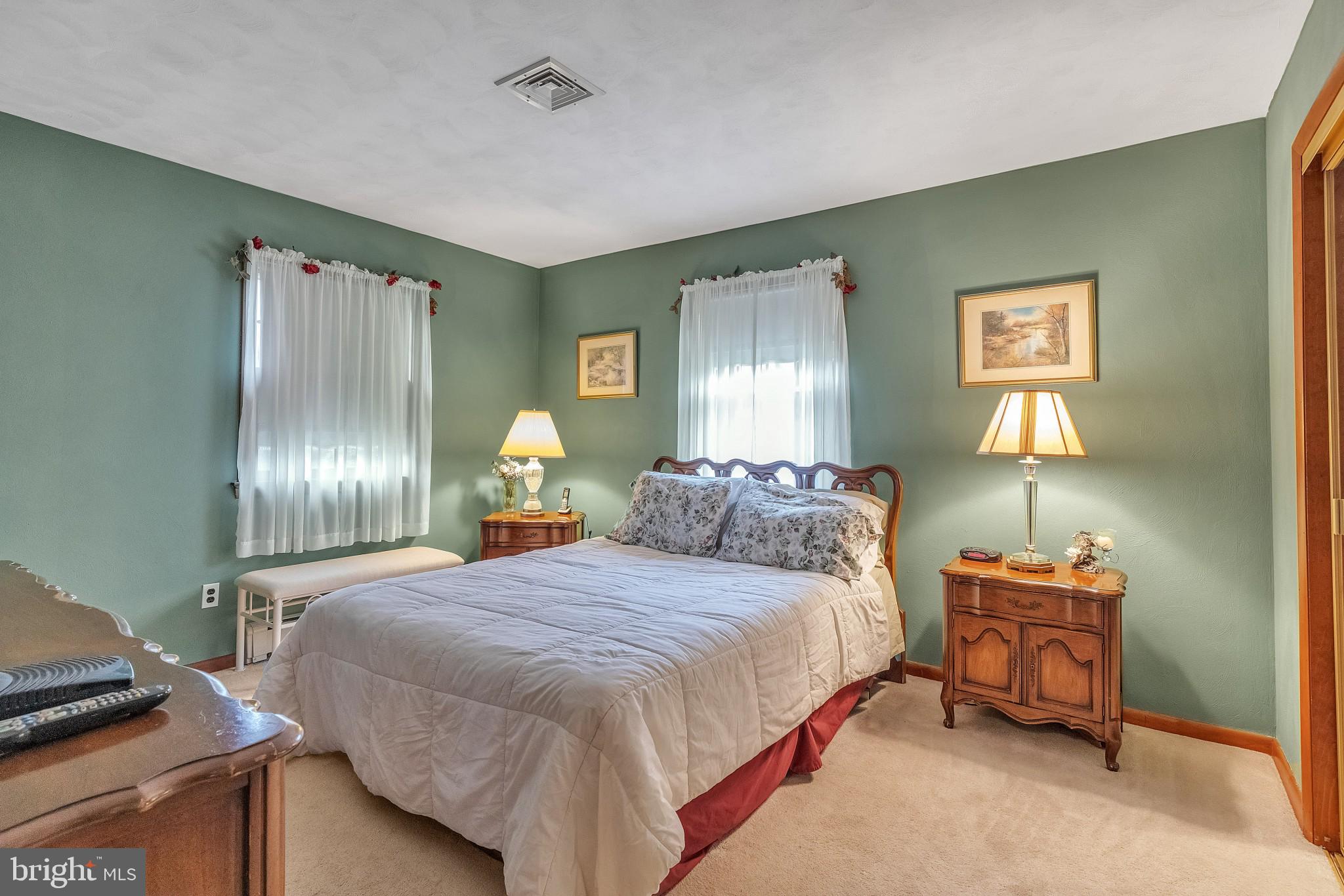 1045 Bridge Road Bensalem, PA 19020 - Photo 12 of 28 Gallery Image 12
