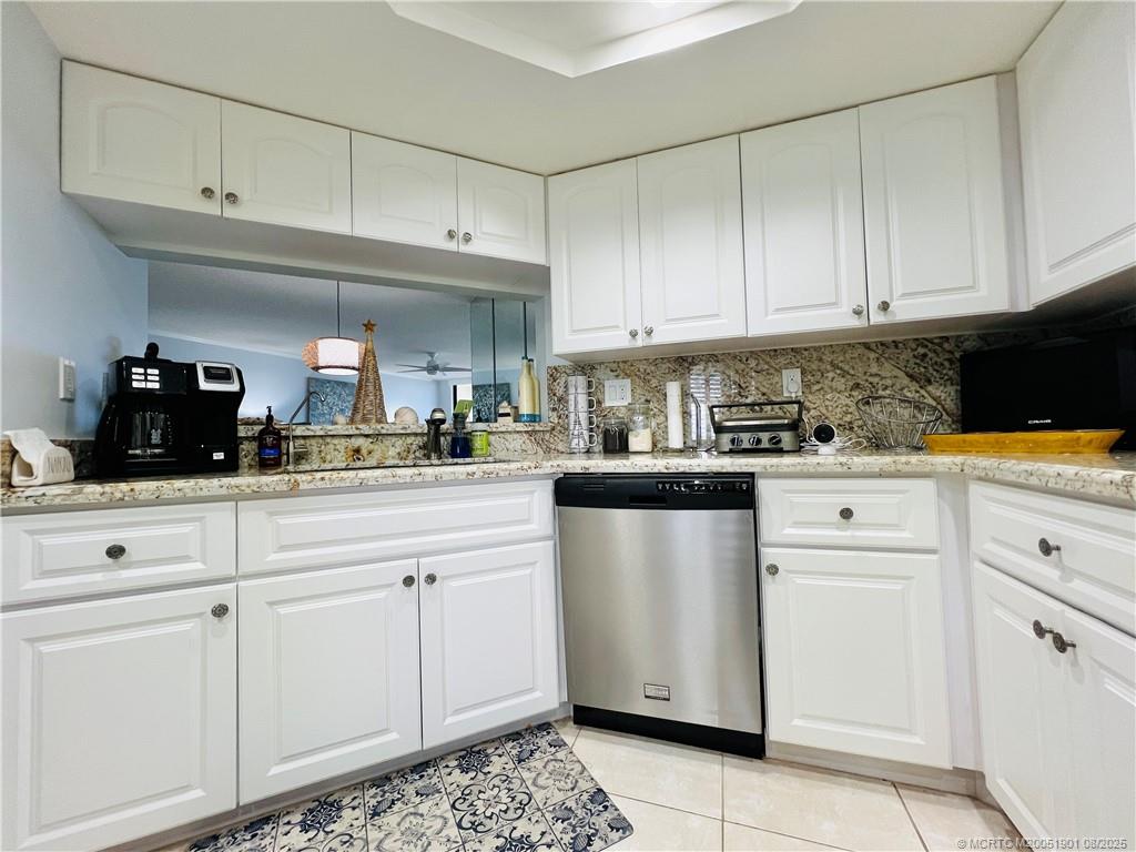 9500 South Ocean Drive, Unit 809 Jensen Beach, FL 34957 - Photo 11 of 64