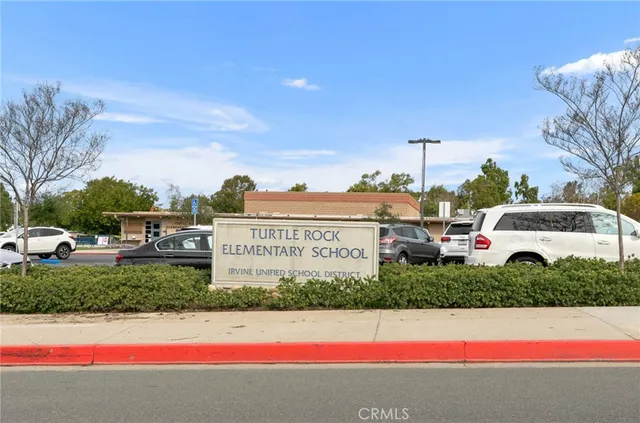 $7,800 | 19011 Glenmont Terrace, Irvine, CA 92603