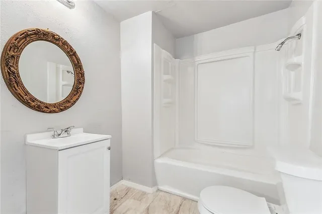 $1,250 | 2817-19 General Ogden Street, Unit 2819, New Orleans, LA 70118