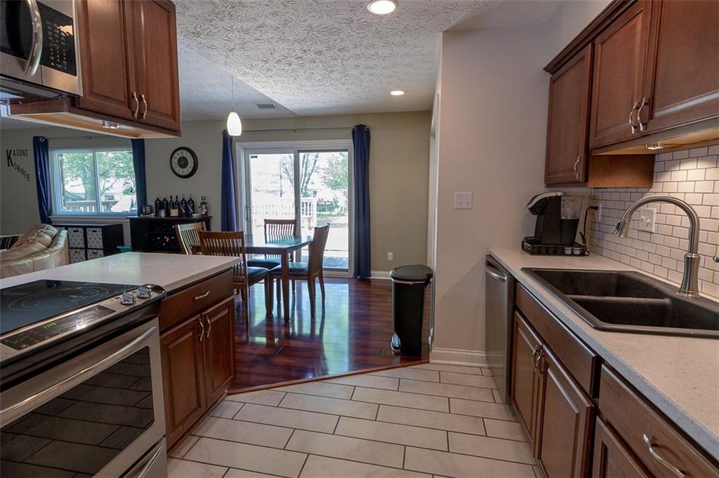 7346 5 Points Road Indianapolis, IN 46237 - Photo 6 of 20 Gallery Image 6