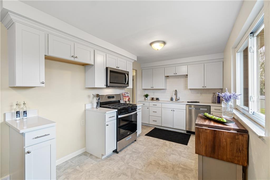 609 Quince Road Monroeville, PA 15146 - Photo 10 of 22 Gallery Image 10