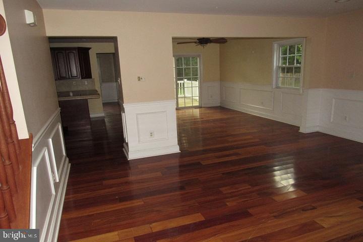 15 King James Road Williamstown, NJ 08094 - Photo 3 of 29 Gallery Image 3