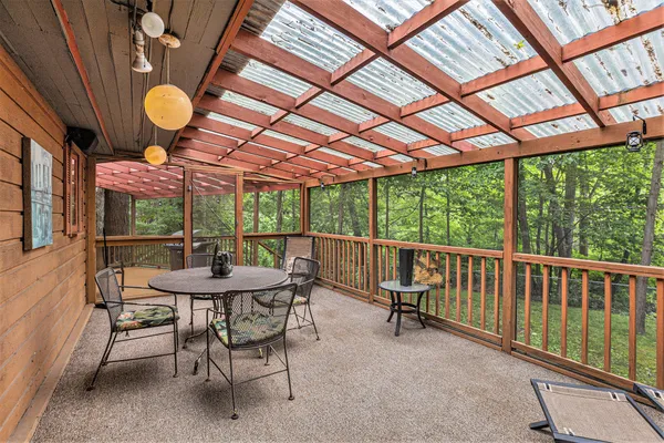 $599,900 | 6888 Ann Arbor Road, Jackson, MI 49201