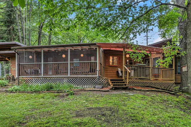 $599,900 | 6888 Ann Arbor Road, Jackson, MI 49201