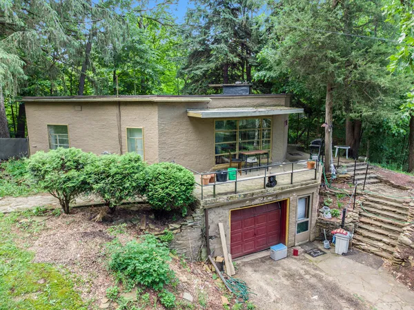 $599,900 | 6888 Ann Arbor Road, Jackson, MI 49201