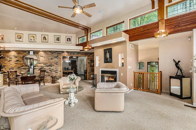 $599,900 | 6888 Ann Arbor Road, Jackson, MI 49201