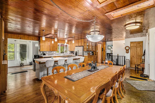 $599,900 | 6888 Ann Arbor Road, Jackson, MI 49201