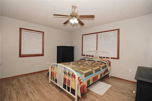 $279,000 | 405 North Ash Street, Garnett, KS 66032