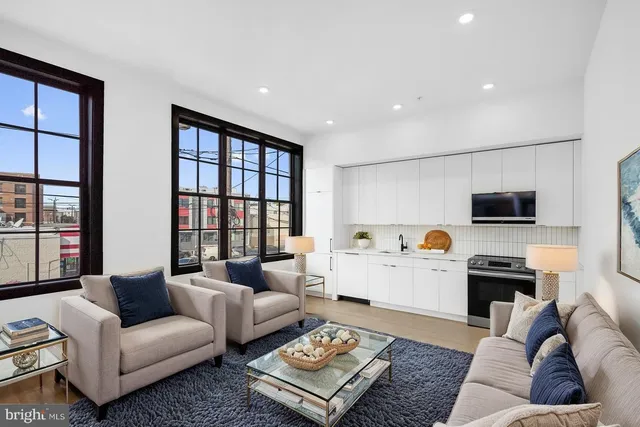 $1,395 | 2525 Frankford Avenue, Unit 3F, Philadelphia, PA 19125