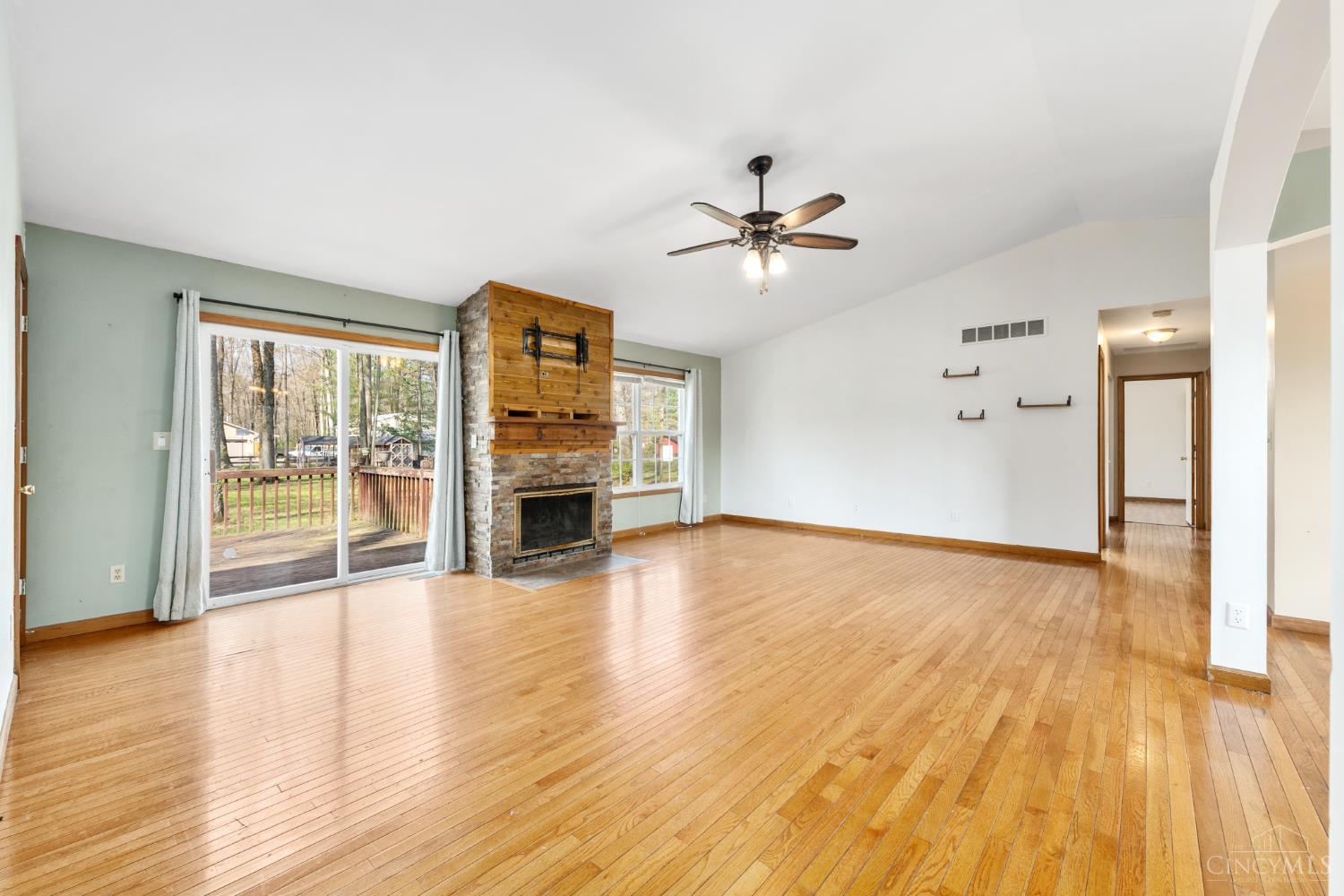 10949 Pleasant Renner Road Goshen, OH 45122 - Photo 5 of 34