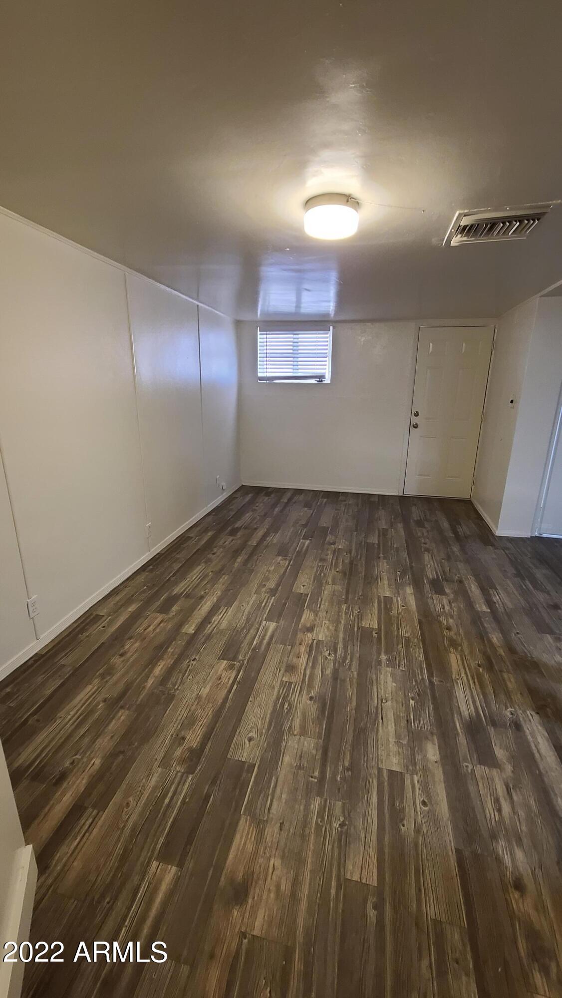 1836 East Granada Road Phoenix, AZ 85006 - Photo 9 of 25 20220324_105427