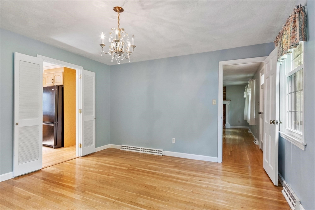 83 Providence Road Westford, MA 01886 - Photo 12 of 41