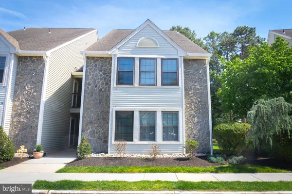$315,000 | 15 Provincetown Drive, Marlton, NJ 08053