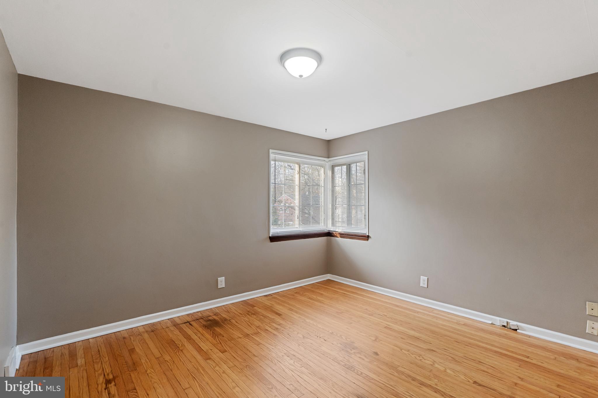 60 Palethorpe Avenue Clementon, NJ 08021 - Photo 9 of 38