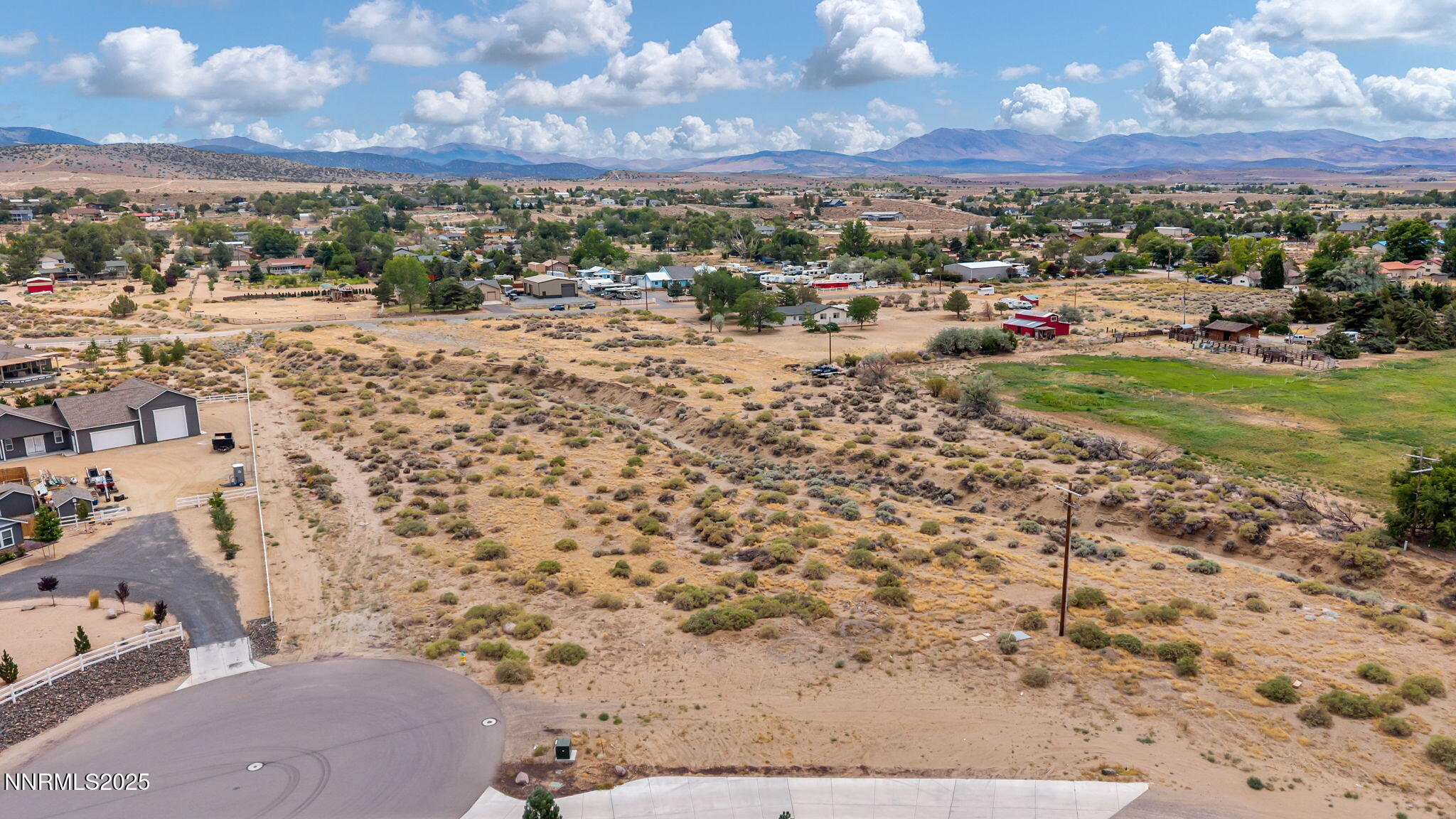 2550 East Valley Road Minden, NV 89423 - Photo 4 of 12 a view of a city