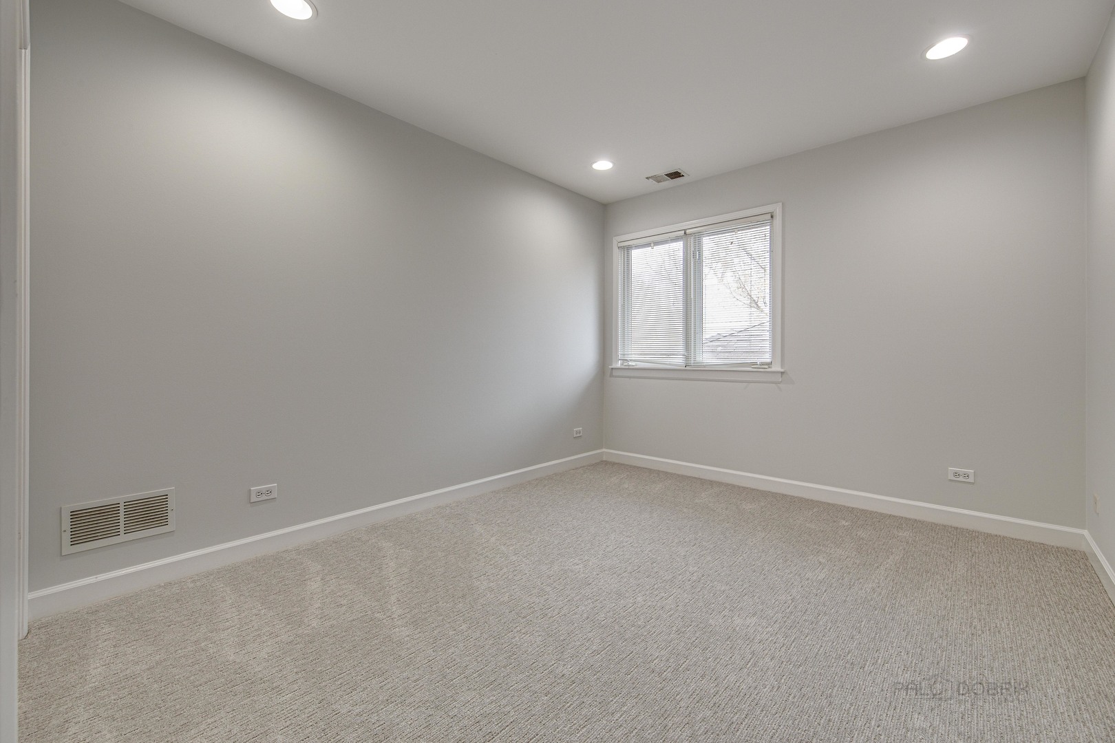 1216 Edgewood Road Lake Forest, IL 60045 - Photo 22 of 35