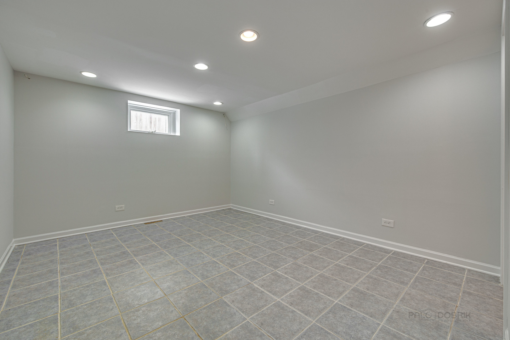 1216 Edgewood Road Lake Forest, IL 60045 - Photo 23 of 35 an empty room with a empty space and window