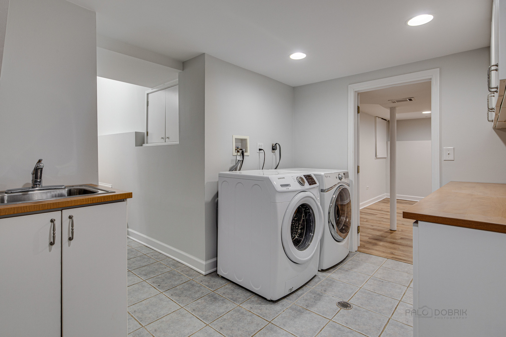 1216 Edgewood Road Lake Forest, IL 60045 - Photo 32 of 35 a utility room with dryer and washer